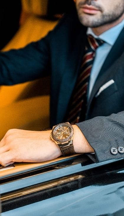 chauffeur with watch