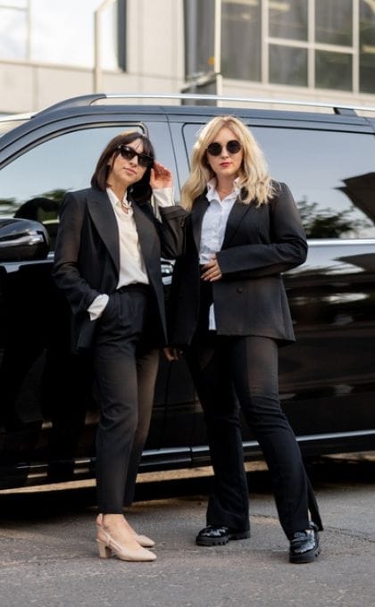 Female Chauffeurs With Suv In St. Paul Minnesota